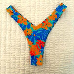 Kulanis Kinis Cheeky Bikini Bottoms in Azure (M)